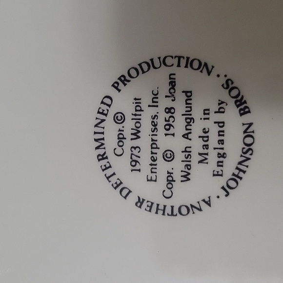 Vintage Johnson Bros. Childs plate and bowl - Picture 4 of 7